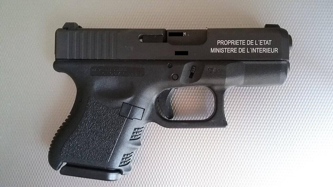 Glock 26 gravé Propriété de l'État, Ministère de l'Intérieur